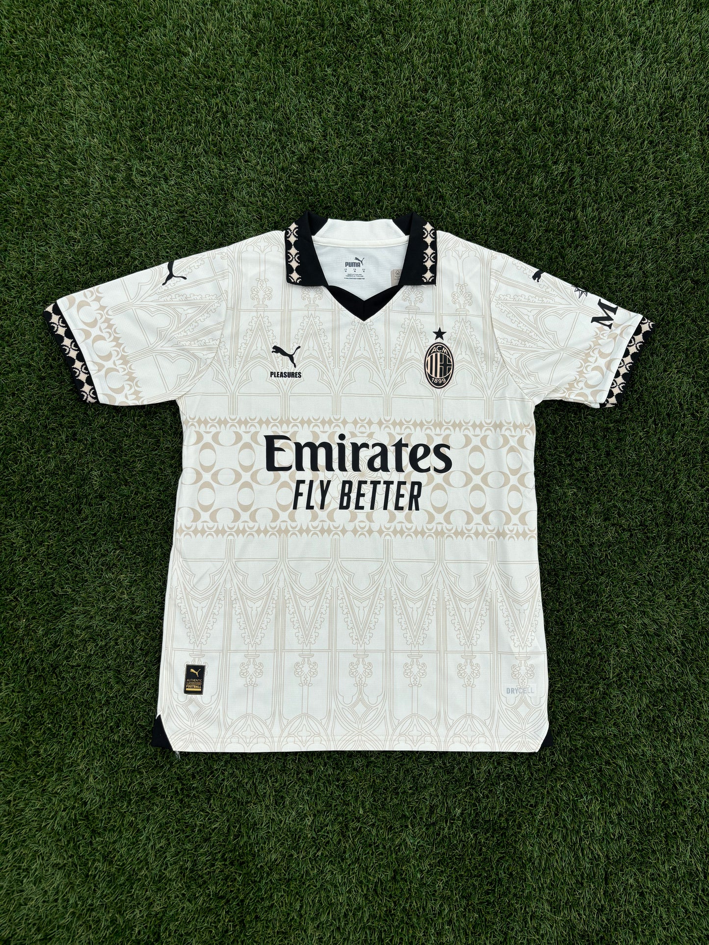 AC Milan x Pleasures Light kit 2023/24